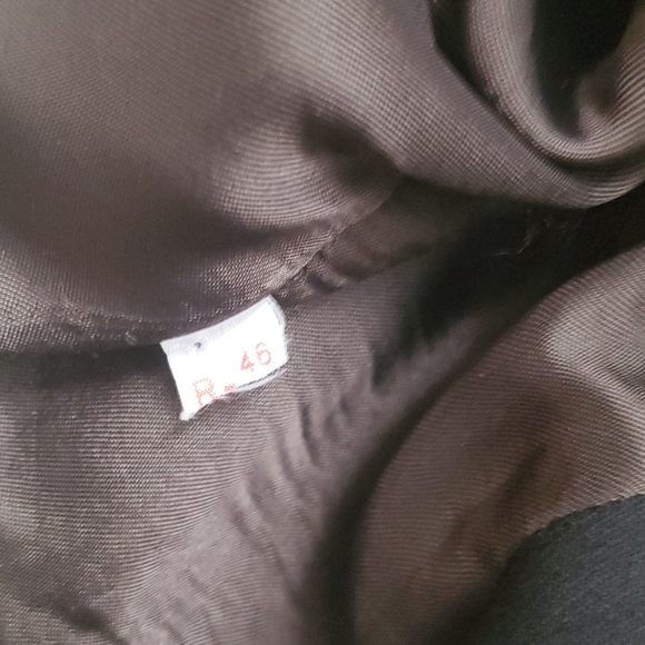 Vest - Picture 4 of 4